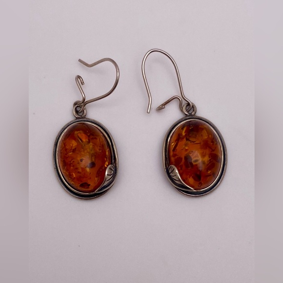 Jewelry - Sterling silver amber earrings